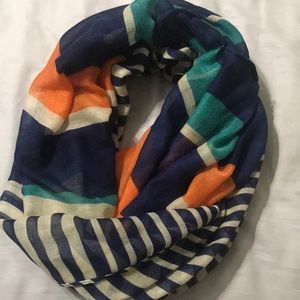 Infinity scarf